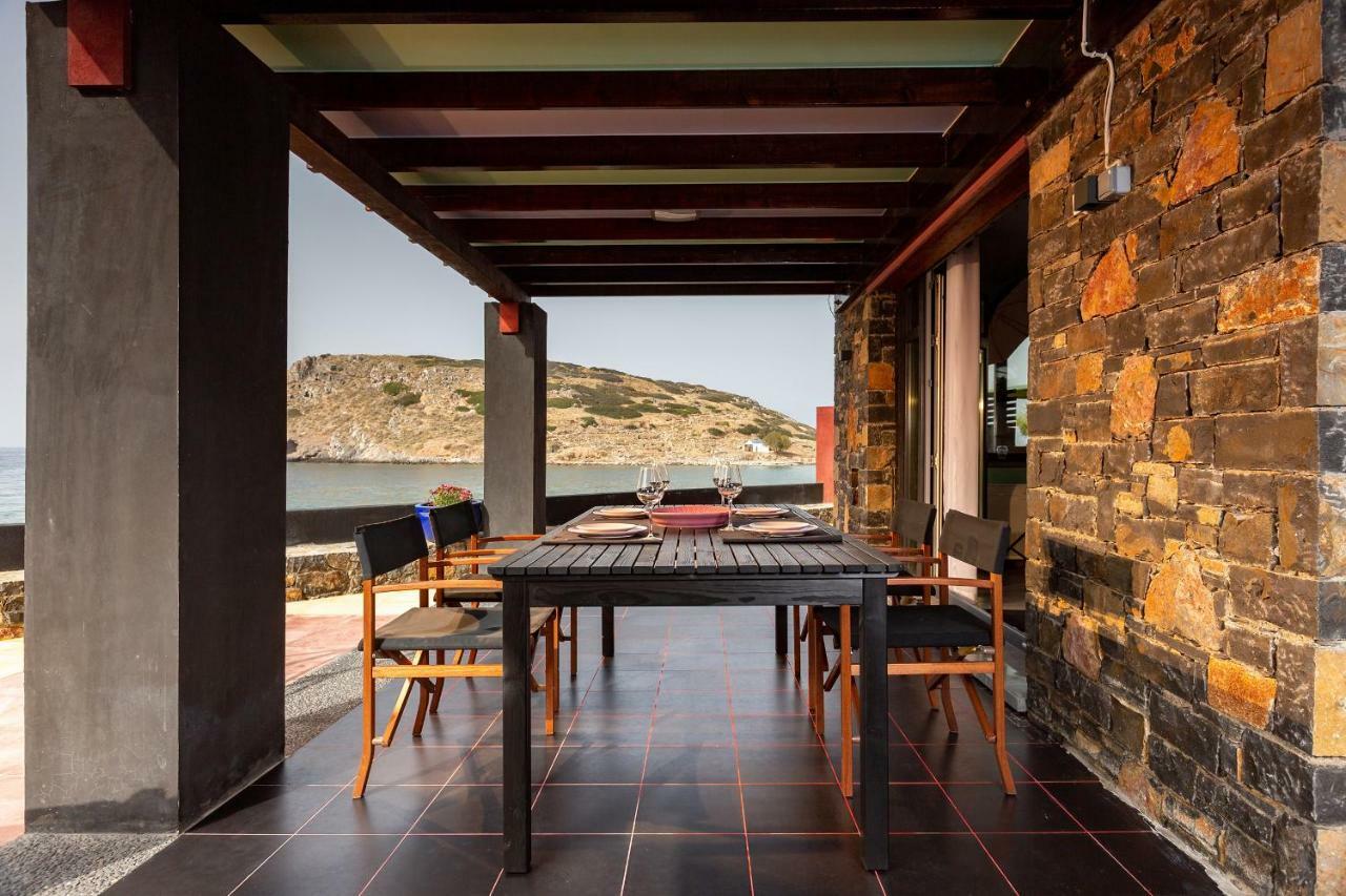 Villa Menelaos Mokhlos Exteriör bild